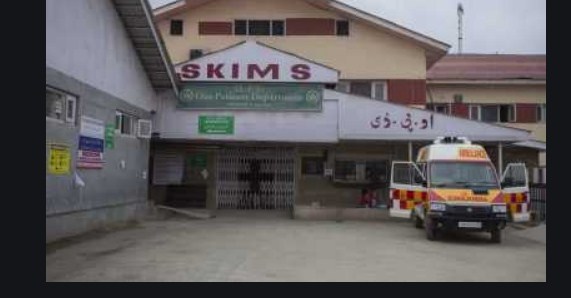 Amid surge in Covid-19 cases, SKIMS Soura shuts OPD services